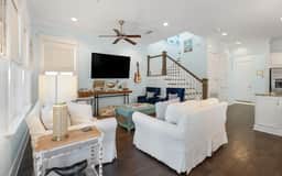 Bluebird Beach House - Image 2