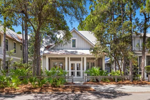 287 W Lake Forest Dr - Image 1