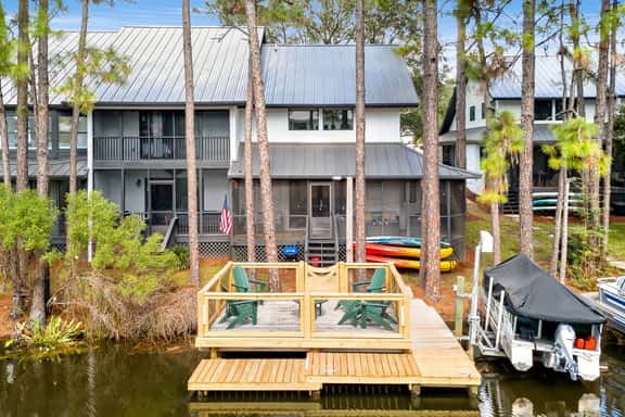 LakeTide Retreat - Image 1