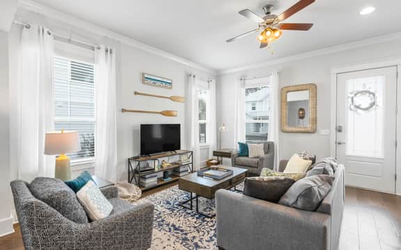 310 Grande Pointe - Image 2