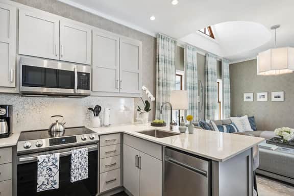 Beach and Boardwalk Carriage House - Image 3