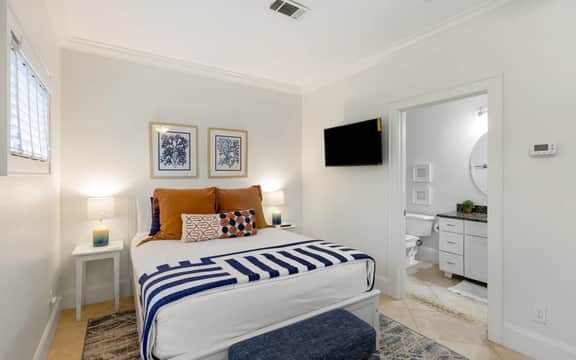 Summer Place - Image 4