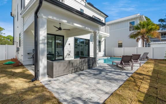 Sunny Cove - Image 5